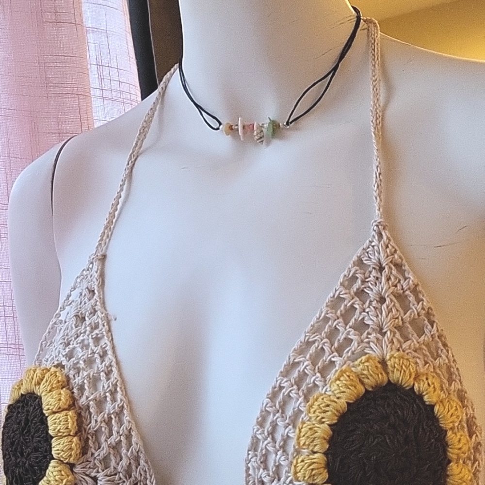Choker - Picture 2 of 4